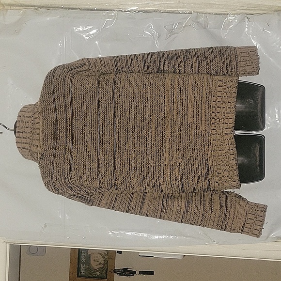 BCBGMAXAZRIA Turtleneck Long Sleeve XS Oversized Long Sleeve Sweater Fall Warm - Picture 4 of 6